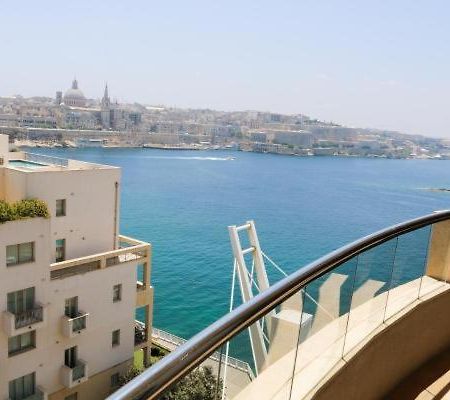 The Seafront Tower Hostel Sliema Exterior photo