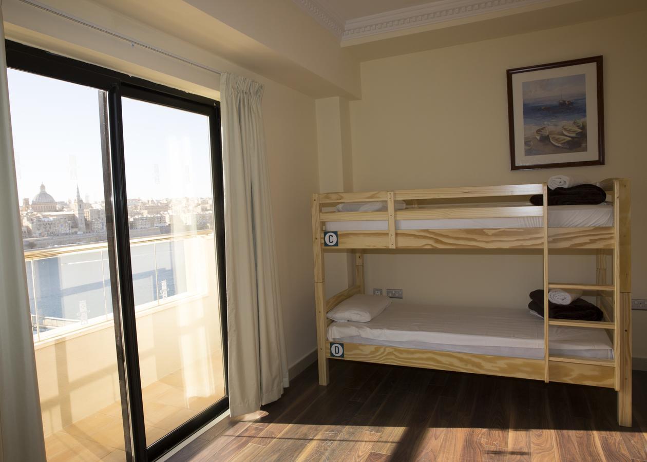 The Seafront Tower Hostel Sliema Exterior photo