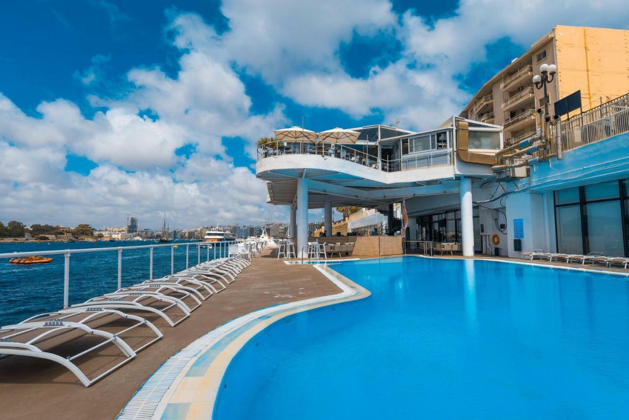 The Seafront Tower Hostel Sliema Exterior photo